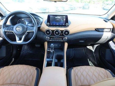 Used 2024 Nissan Sentra SV w/ SV Premium Package FWD image 22