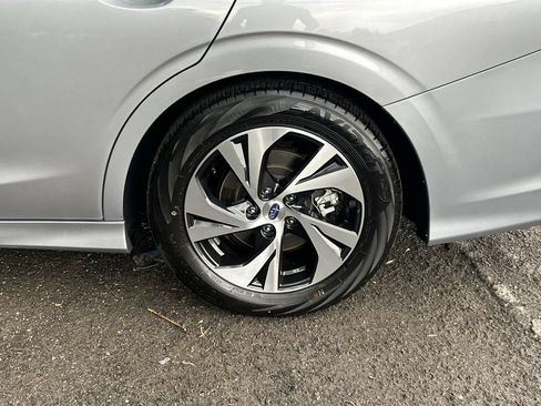 Used 2025 Subaru Legacy Premium AWD/4WD image 11