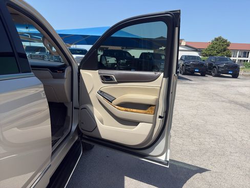 Used 2017 GMC Yukon Denali w/ Open Road Package RWD image 14