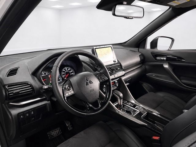 Used 2025 Mitsubishi Eclipse Cross AWD image 16