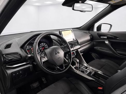 Used 2025 Mitsubishi Eclipse Cross AWD image 16