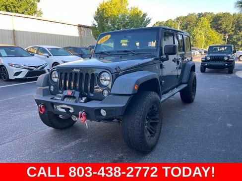 Used 2016 Jeep Wrangler Unlimited Rubicon w/ Connectivity Group AWD/4WD image 36
