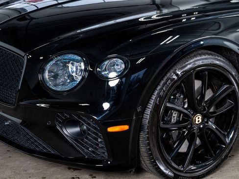 Used 2020 Bentley Continental GT image 12