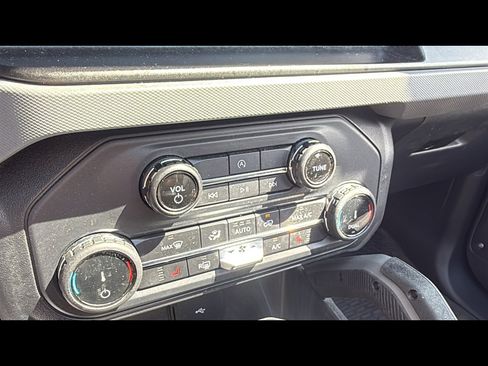 Used 2022 Ford Bronco Big Bend image 17