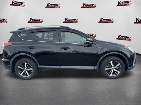 Used 2017 Toyota RAV4 XLE w/ Plus Extra Value Package AWD/4WD image 4