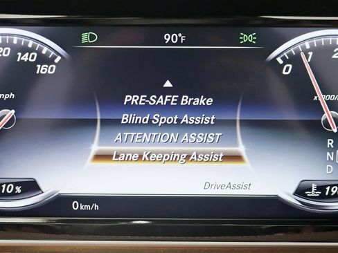 Used 2017 Mercedes-Benz S 550 Cabriolet image 19