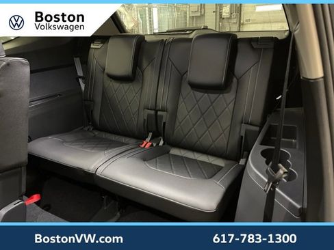 New 2026 Volkswagen Atlas SEL Premium R-Line image 9