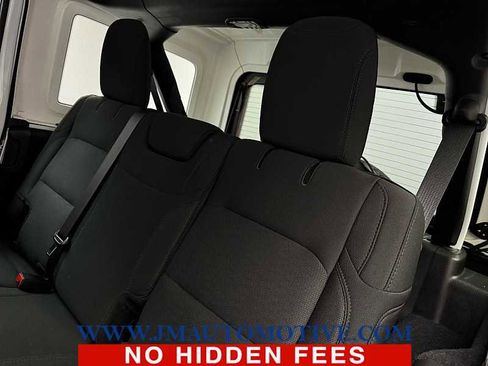 Used 2019 Jeep Wrangler Unlimited Sahara w/ Cold Weather Group image 15