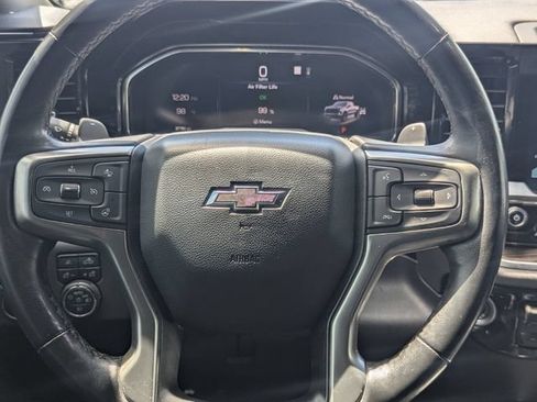 Used 2022 Chevrolet Silverado 1500 LT Trail Boss w/ Convenience Package II AWD/4WD image 7
