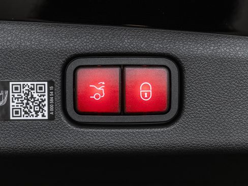 Used 2026 Mercedes-Benz E 350 Sedan image 34