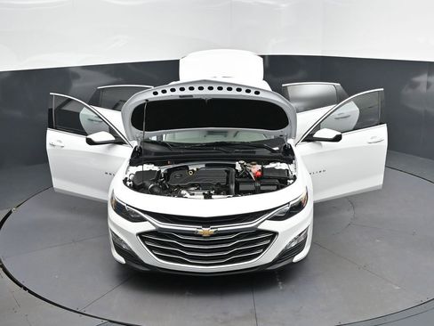 Used 2025 Chevrolet Malibu LT FWD image 50