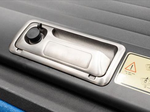 Used 2021 Jeep Gladiator Sport image 38