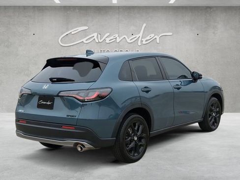 Used 2024 Honda HR-V Sport image 16