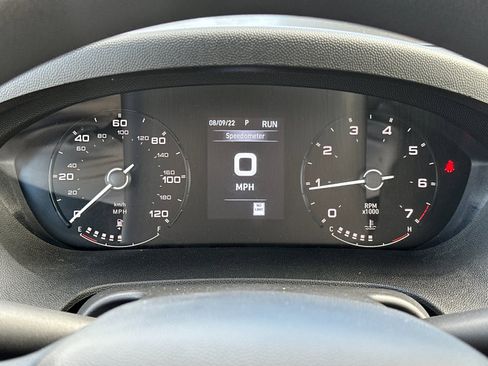 Used 2025 RAM ProMaster 2500 w/ Storage Group image 21