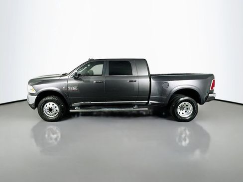 Used 2017 RAM 3500 Laramie Longhorn image 4