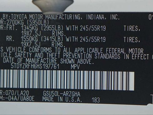 Used 2017 Toyota Highlander Limited Platinum FWD image 30