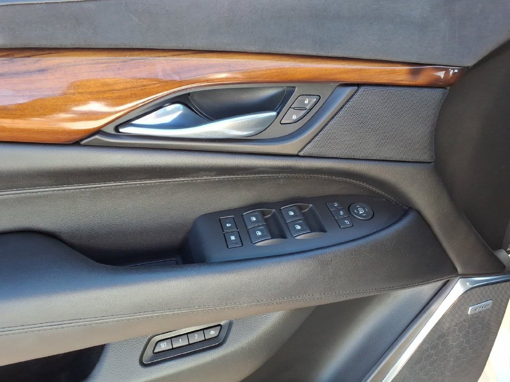 Used 2015 Cadillac Escalade ESV Premium AWD/4WD image 4