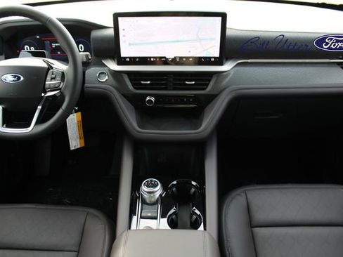 New 2026 Ford Explorer Platinum image 12