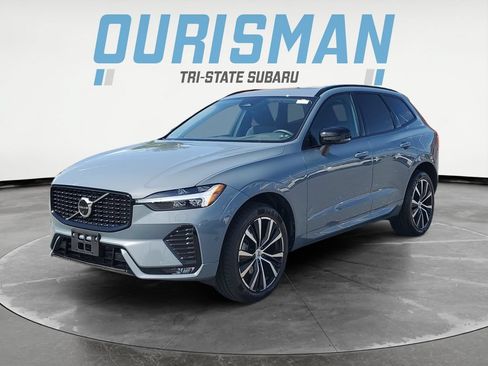 Used 2023 Volvo XC60 B5 Plus w/ Climate Package AWD/4WD image 2