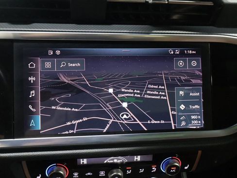 Used 2021 Audi Q3 2.0T Premium Plus image 42