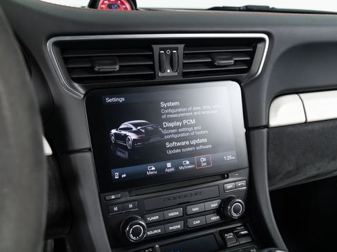 Used 2018 Porsche 911 GT3 image 52