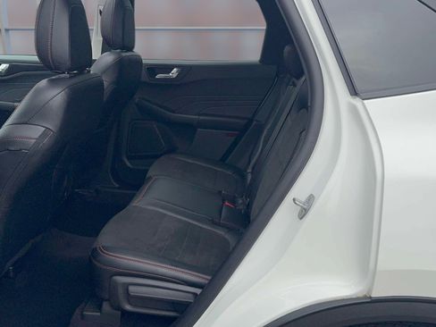 Used 2022 Ford Escape SEL w/ SEL Stealth AWD Package image 14