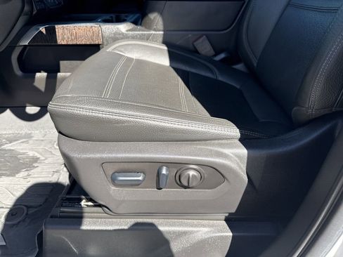 Used 2023 GMC Sierra 2500 Denali w/ Denali Ultimate Package image 13