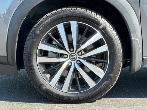 Certified 2024 Nissan Pathfinder Platinum w/ Cargo Package AWD/4WD image 28