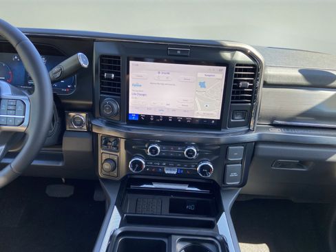 New 2025 Ford F250 Lariat w/ Lariat Ultimate Package image 14