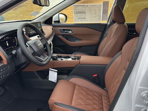 New 2026 Nissan Rogue Platinum w/ Platinum Premium Package image 8