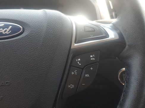 Used 2022 Ford Edge SEL w/ Convenience Package image 14