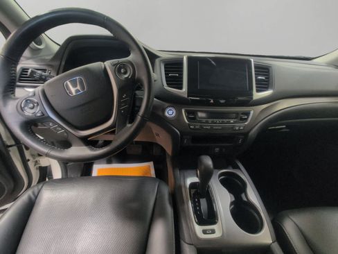 Used 2017 Honda Ridgeline RTL-T image 10