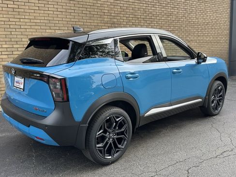 New 2026 Nissan Kicks SR w/ SR Premium Package AWD/4WD image 26