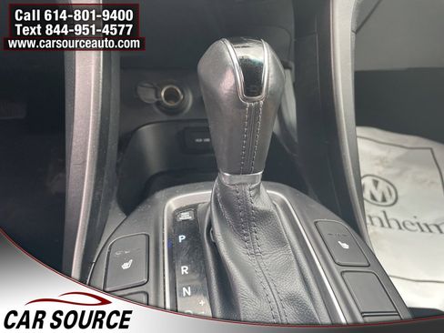 Used 2013 Hyundai Santa Fe GLS image 25