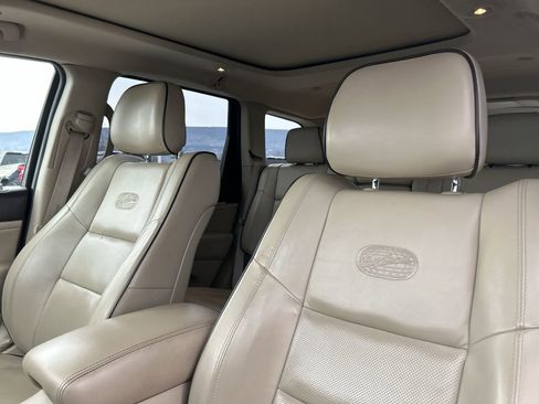 Used 2020 Jeep Grand Cherokee Overland image 22