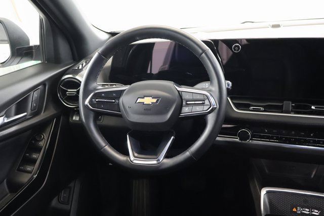 Used 2025 Chevrolet Equinox LT w/ Convenience Package II AWD/4WD image 16