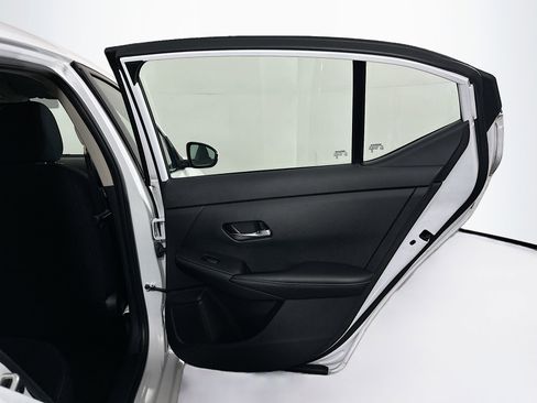 Used 2023 Nissan Sentra SV image 28