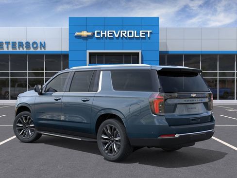 New 2026 Chevrolet Suburban LS image 6