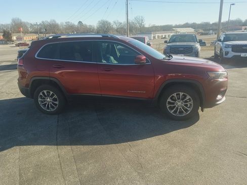 Used 2021 Jeep Cherokee Latitude Lux image 2