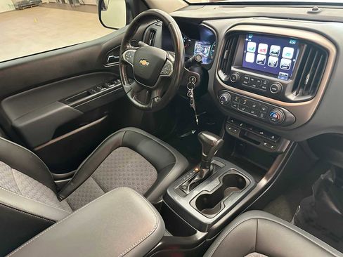 Used 2018 Chevrolet Colorado Z71 AWD/4WD image 27