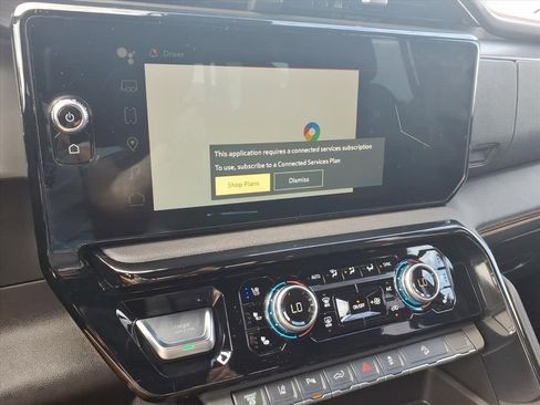 Used 2025 GMC Sierra 2500 AT4 w/ AT4 Premium Plus Package image 29