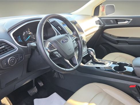 Used 2018 Ford Edge SEL w/ Equipment Group 201A image 28