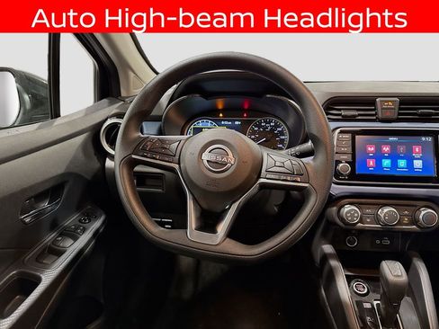Used 2025 Nissan Versa SV FWD image 19