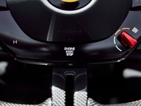 Used 2023 Ferrari SF90 Spider AWD/4WD image 60