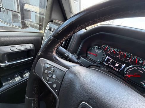 Used 2018 GMC Sierra 2500 SLT w/ Duramax Plus Package image 31