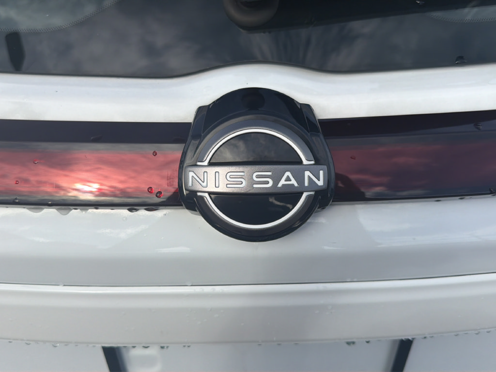 Certified 2024 Nissan Kicks SR w/ SR Premium Package FWD image 44