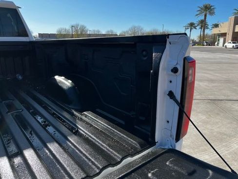 Used 2024 GMC Sierra 3500 Pro image 12