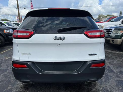 Used 2015 Jeep Cherokee Latitude w/ Comfort/Convenience Group FWD image 7