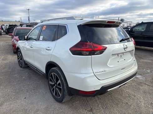 Used 2020 Nissan Rogue SL image 2