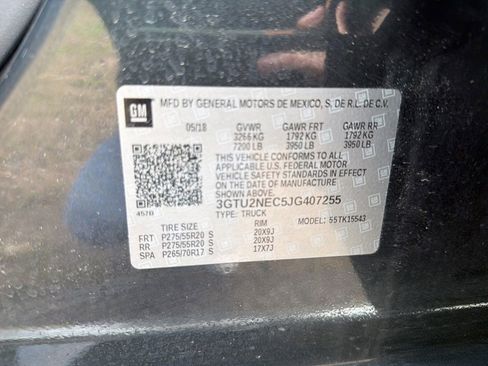 Used 2018 GMC Sierra 1500 SLT AWD/4WD image 23
